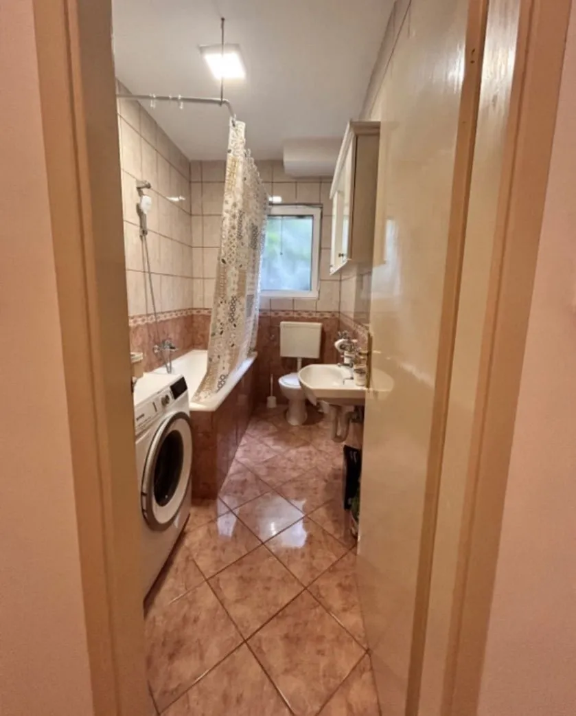 Rent, two bedroom apartment, 100m², Kalimanj, Tivat