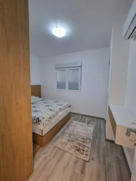 Izdavanje, dvosoban stan, 60m², Gornja Gorica, Podgorica - image 7