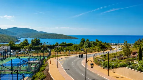 Rent, one bedroom apartment, 56m², Luštica Bay, Tivat - image 2