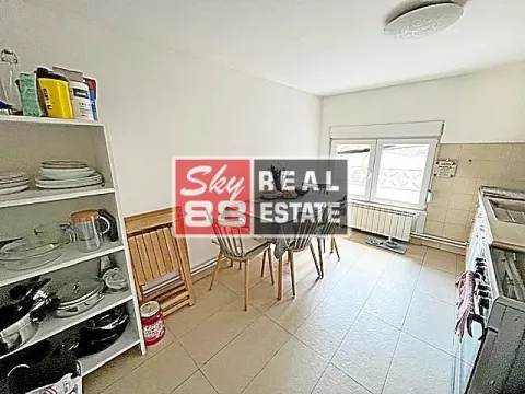 Sale, three bedroom apartment, 78m², Kalenić Pijaca, Vračar Sve Podlokacije - image 12