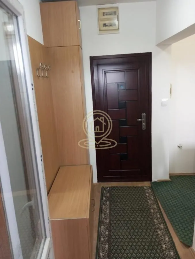 Izdavanje, jednosoban stan, 33m², Sajmište, Novi Sad