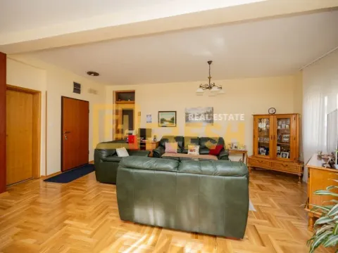 Prodaja, trosoban stan, 109m², Momišići, Podgorica - image 5