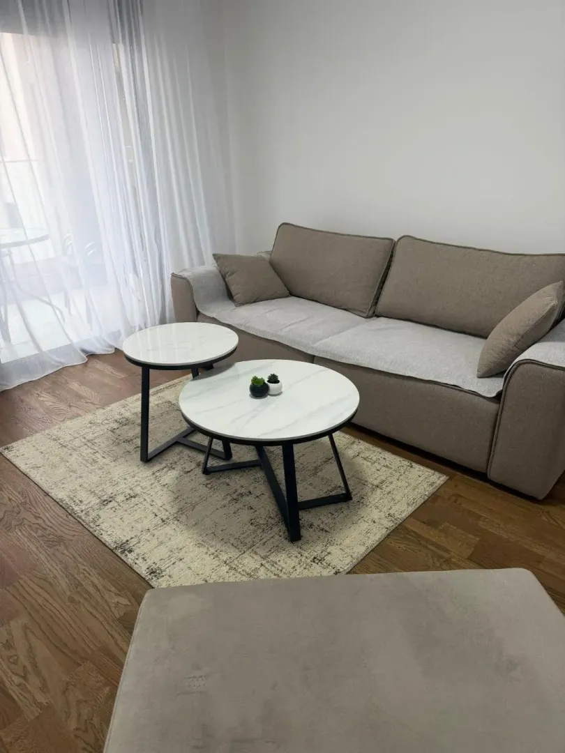 Rent, one bedroom apartment, 50m², Centar, Bar