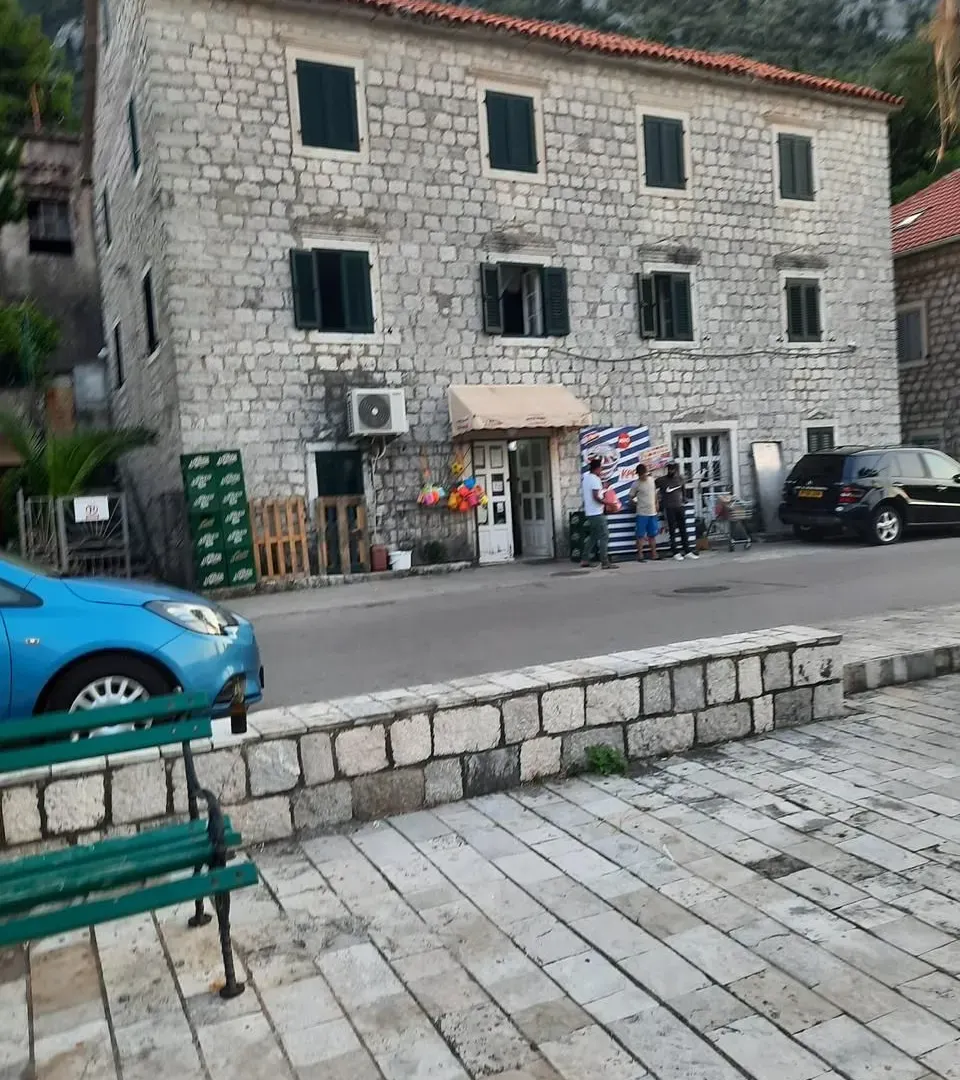 Sale, house, 340m², Muo, Kotor