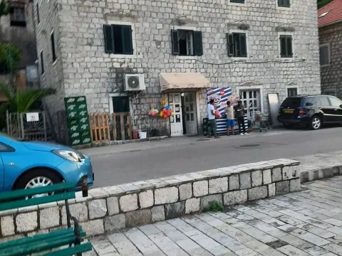 Prodaja, kuća, 340m², Muo, Kotor - image 12