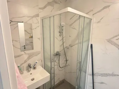 Sale, two bedroom apartment, 58m², Podkošljun, Budva - image 6