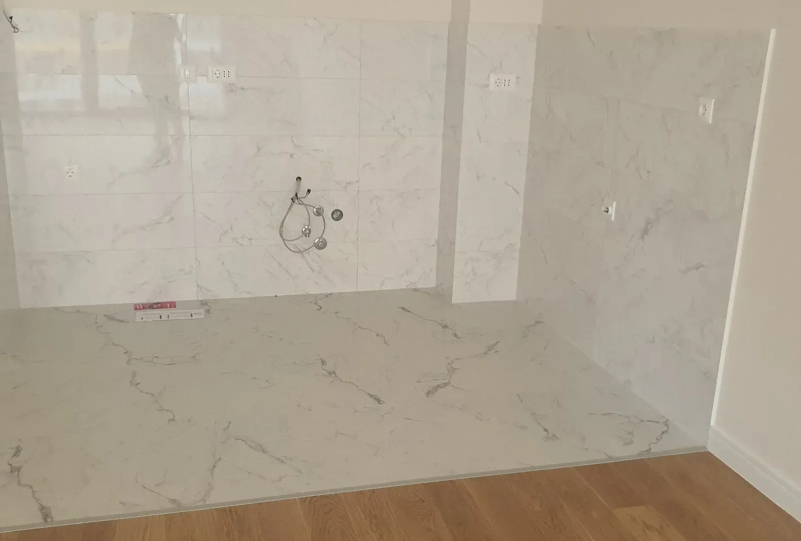 Rent, one bedroom apartment, 83m², Podgorica, Crna Gora