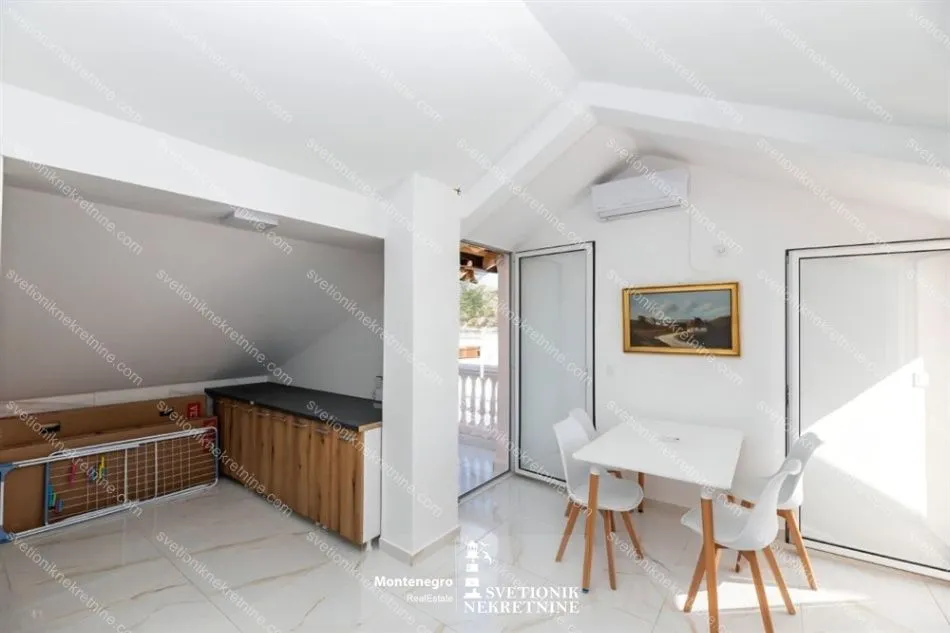 Prodaja, garsonjera, 36m², Centar, Herceg Novi