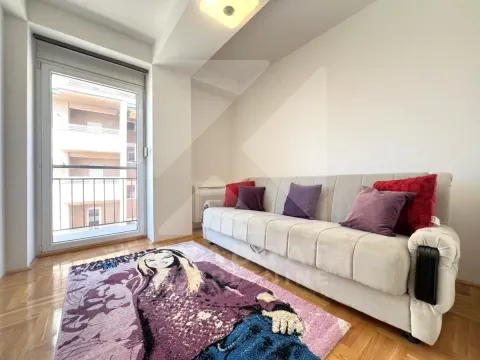 Rent, three bedroom apartment, 92m², 1 maj, Podgorica - image 8