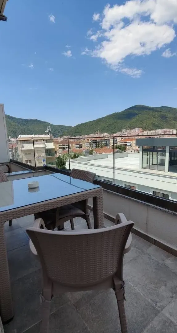 Rent, one bedroom apartment, 55m², Podkošljun, Budva