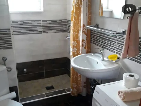 Rent, two bedroom apartment, 65m², Bijela, Herceg Novi - image 4