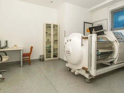 Prodaja, poslovni prostor, 327m², Pod Goricom, Podgorica - image 21