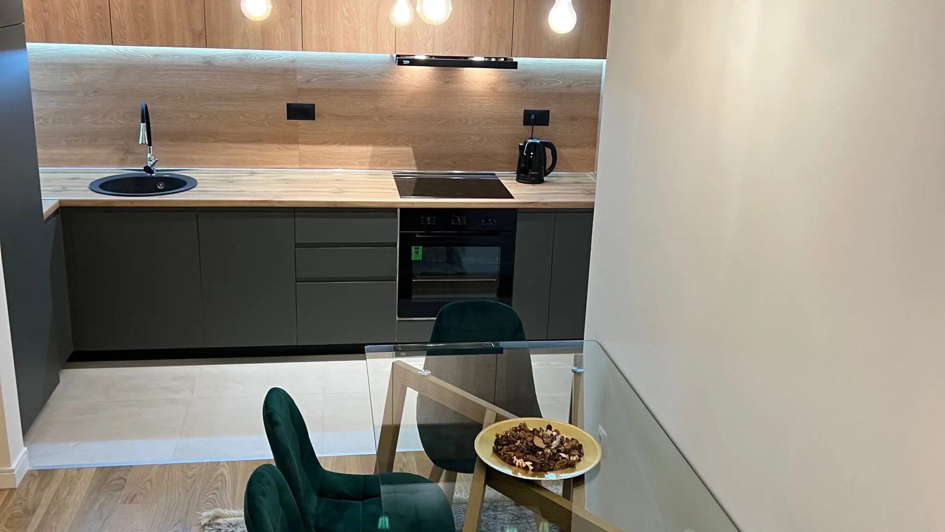 Rent, one bedroom apartment, 53m², Central Point, Podgorica