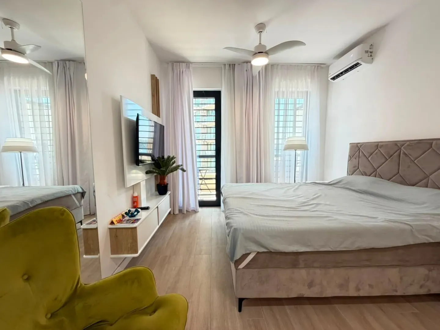 Prodaja, garsonjera, 27m², Bečići, Budva