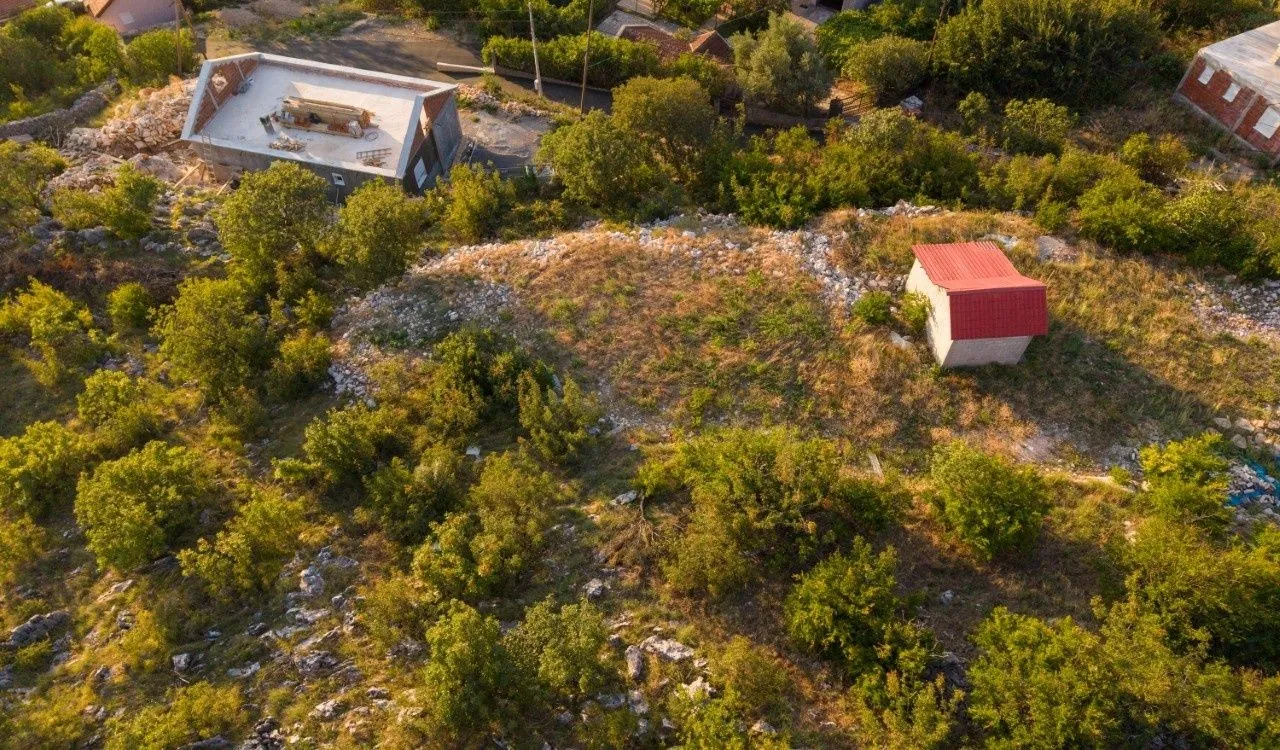 Prodaja, plac, 1260m², Doljani, Podgorica
