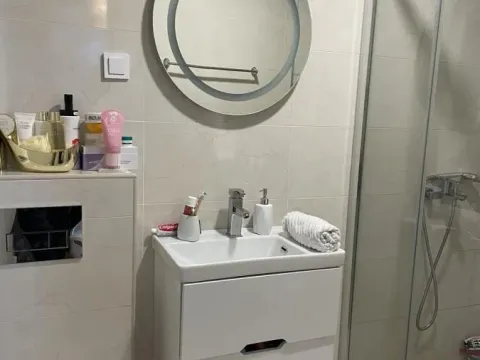 Sale, two bedroom apartment, 64m², Budva, Crna Gora - image 12