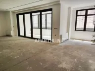 Prodaja, četvorosoban stan, 180m², Vračar Hram, Vračar Sve Podlokacije - image 1