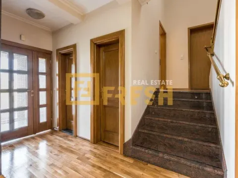 Izdavanje, kuća, 370m², Zabjelo, Podgorica - image 34