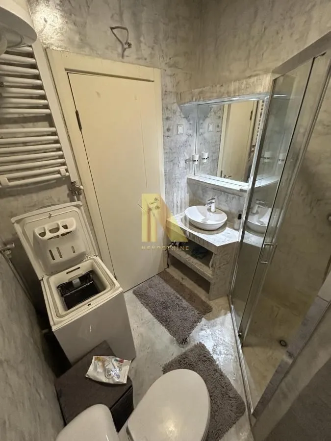 Izdavanje, jednosoban stan, 45m², Grbavica, Novi Sad Sve Podlokacije