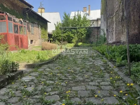 Prodaja, kuća, 312m², Centar, Pančevo - image 12