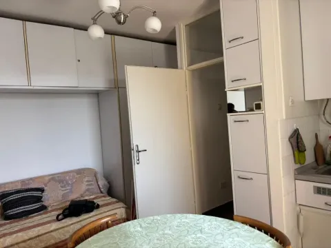 Prodaja, jednosoban stan, 48m², Čukarica, Beograd - image 2