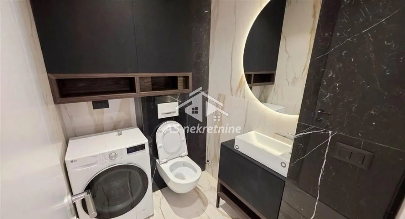 Izdavanje, dvosoban stan, 66m², Savski Venac, Beograd