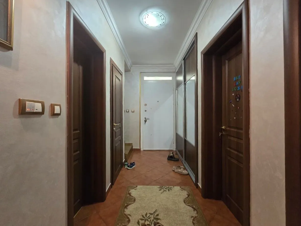 Rent, house, 184m², Velje Brdo, Podgorica