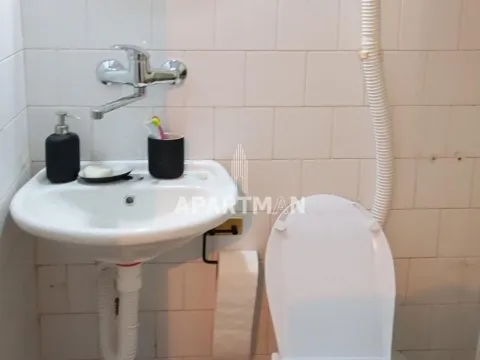 Prodaja, dvosoban stan, 49m², Zemun Gornji Grad, Zemun Sve Podlokacije - image 9