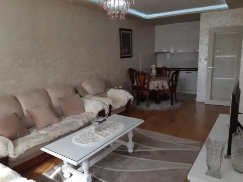 Rent, one bedroom apartment, 50m², City Kvart, Podgorica - image 14