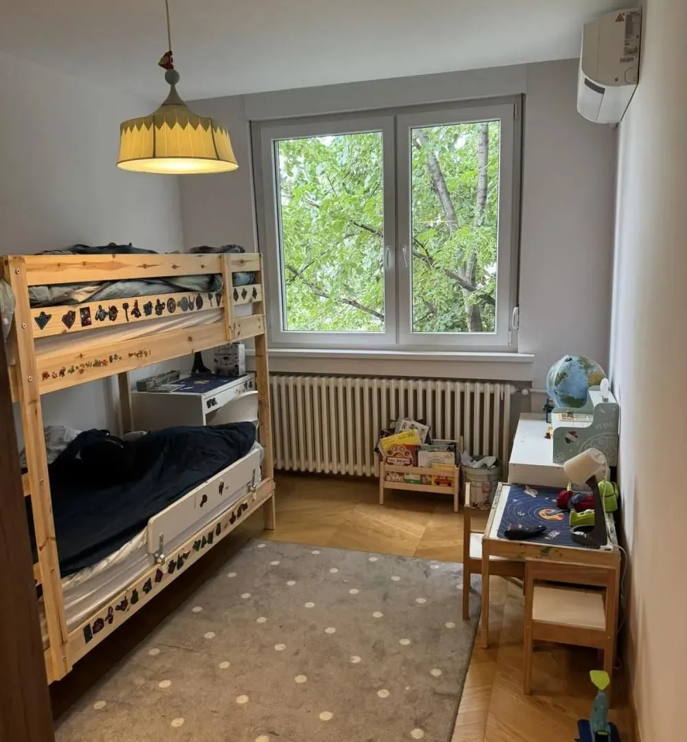 Izdavanje, trosoban stan, 75m², Vračar Hram, Vračar Sve Podlokacije