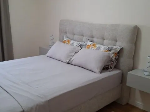 Izdavanje, jednosoban stan, 40m², Central Point, Podgorica - image 8