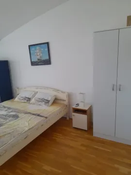 Rent, two bedroom apartment, 65m², Kod Big Fashion-a, Podgorica - image 11