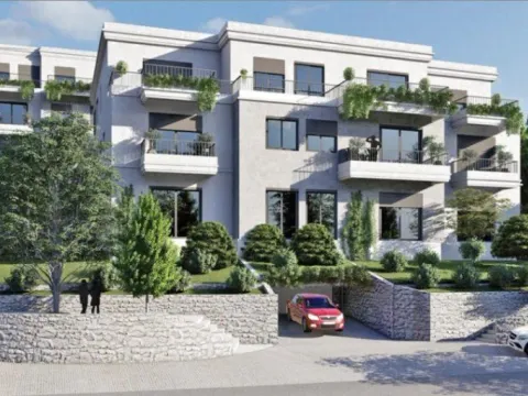 Prodaja, jednosoban stan, 44m², Dobrota, Kotor