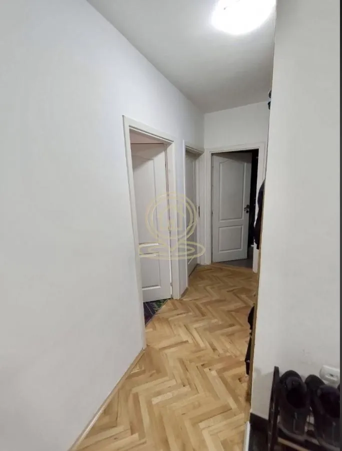 Prodaja, četvorosoban stan, 79m², Palilula, Niš