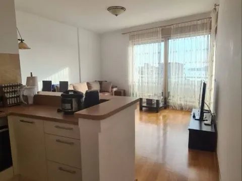 Sale, two bedroom apartment, 67m², Bečići, Budva - image 2