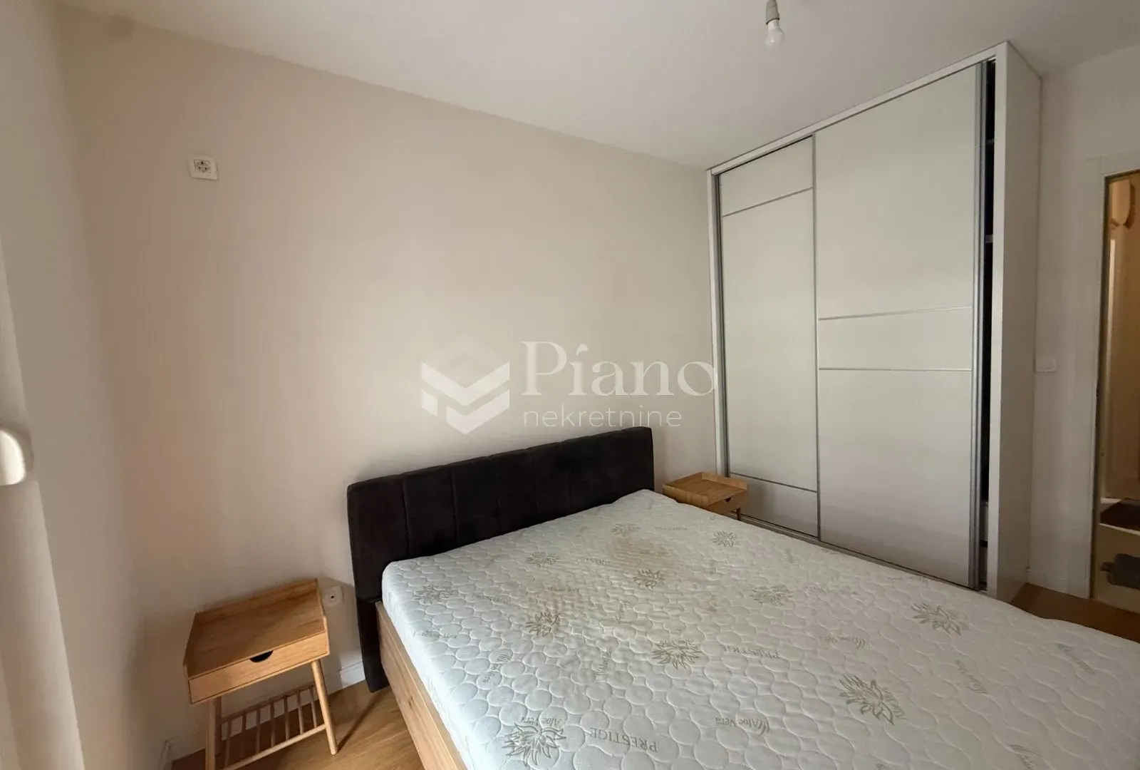 Rent, apartment, 42m², Central Point, Podgorica