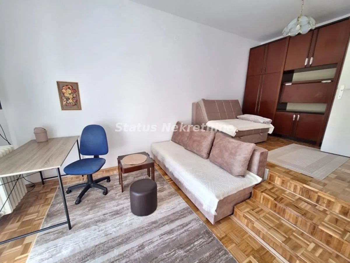 Rent, one bedroom apartment, 30m², Bulevar Oslobodjenja, Novi Sad Sve Podlokacije