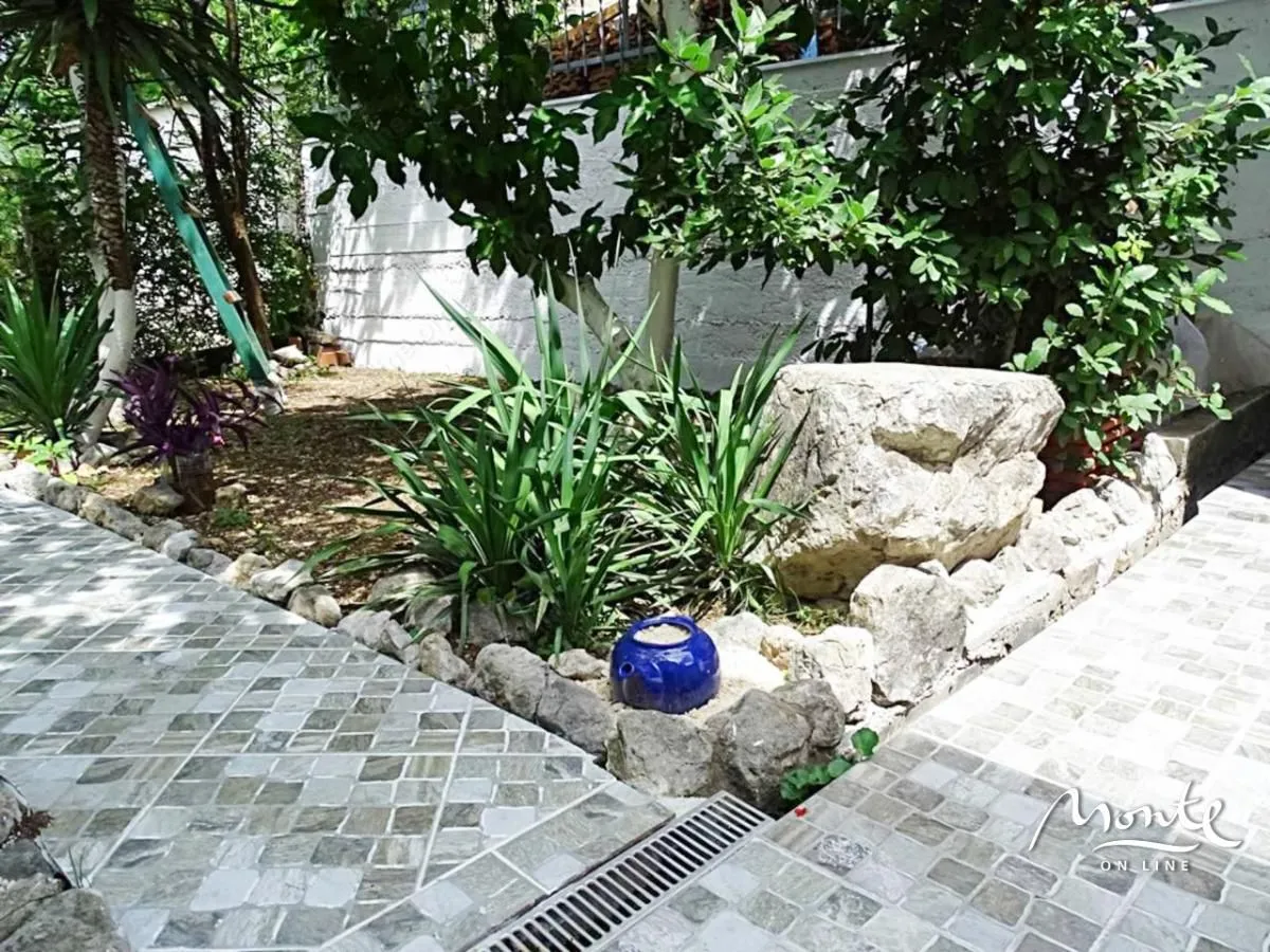 Sale, house, 78m², Orahovac, Kotor