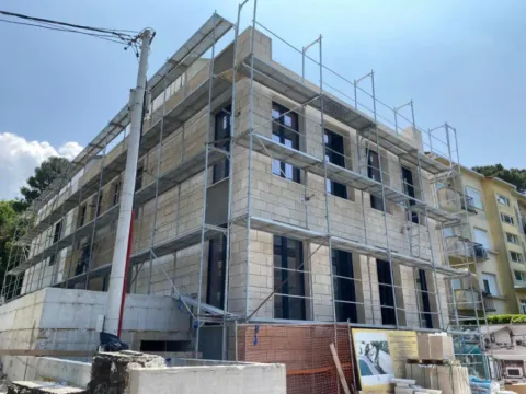 Prodaja, dvosoban stan, 103m², Dobrota, Kotor - image 4