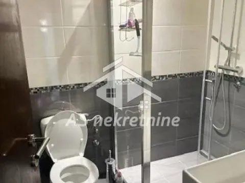 Izdavanje, trosoban stan, 74m², Tašmajdan, Palilula Sve Podlokacije - image 7