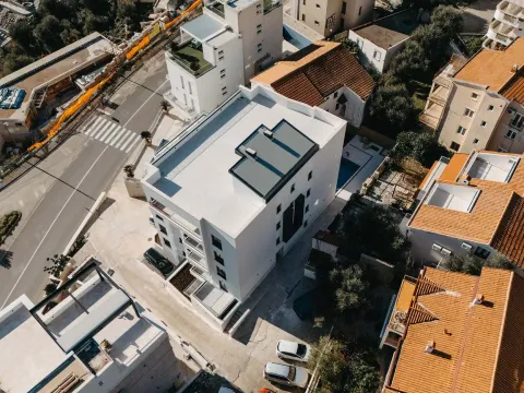 Izdavanje, ugostiteljski objekat, 1600m², Budva, Crna Gora - image 8