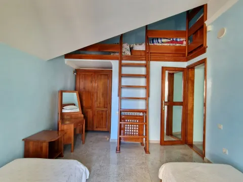 Izdavanje, trosoban stan, 100m², Budva, Crna Gora - image 14