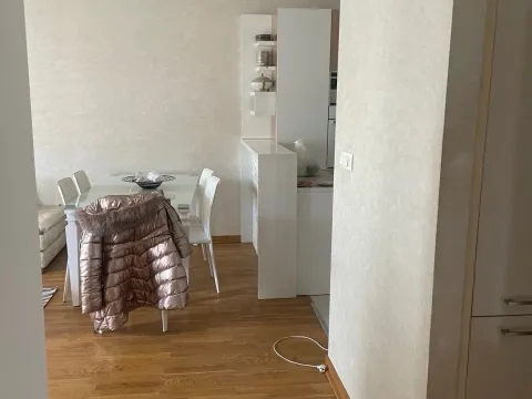 Rent, two bedroom apartment, 63m², City Kvart, Podgorica - image 6