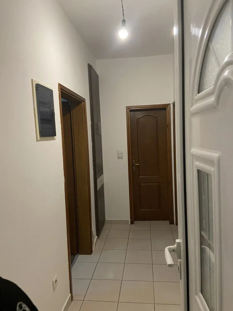 Izdavanje, trosoban stan, 65m², Zagorič, Podgorica