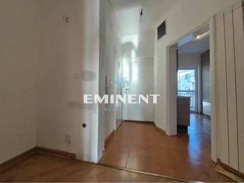 Rent, three bedroom apartment, 110m², Kalenić Pijaca, Vračar Sve Podlokacije - image 14