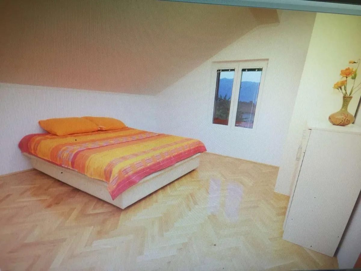 Rent, house, 173m², Krašići, Tivat