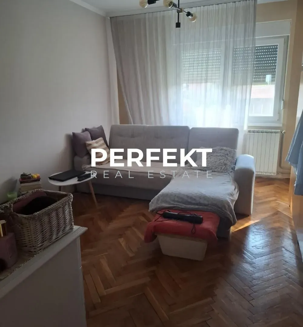 Prodaja, kuća, 273m², Pančevo, Srbija
