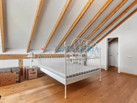 Prodaja, kuća, 220m², Tivat, Crna Gora - image 9