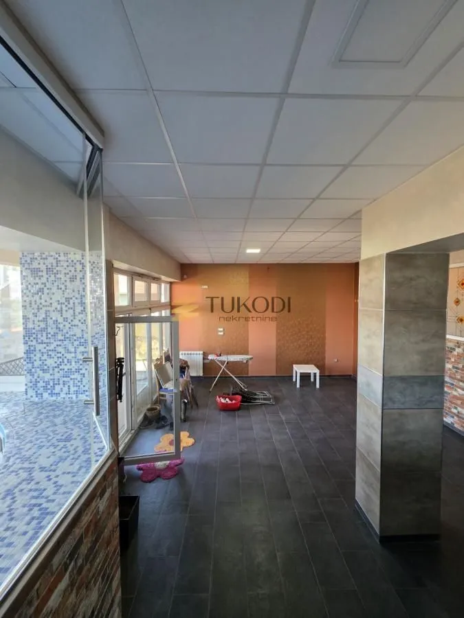 Prodaja, kuća, 400m², Sremska Kamenica, Petrovaradin
