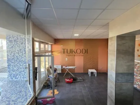 Sale, house, 400m², Sremska Kamenica, Petrovaradin - image 26